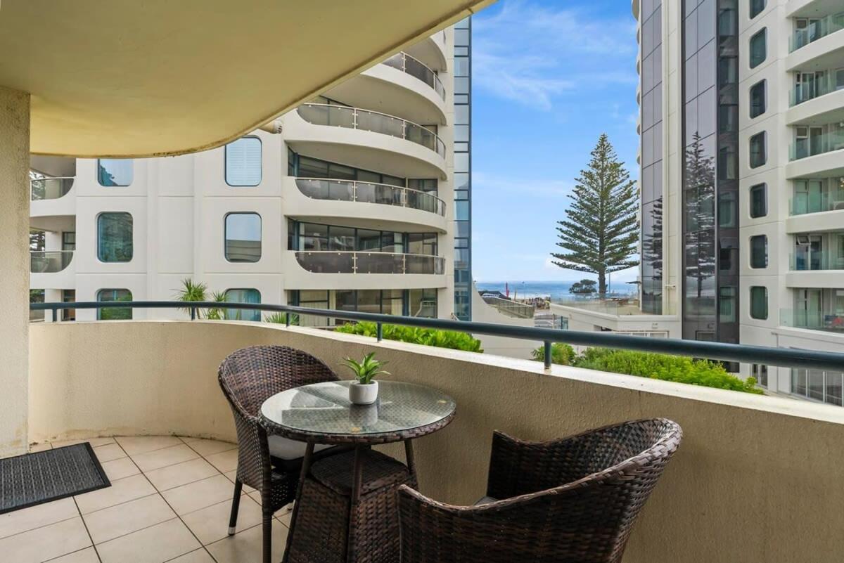 Beach Views At Oceanside Apartment Mount Maunganui Exterior photo